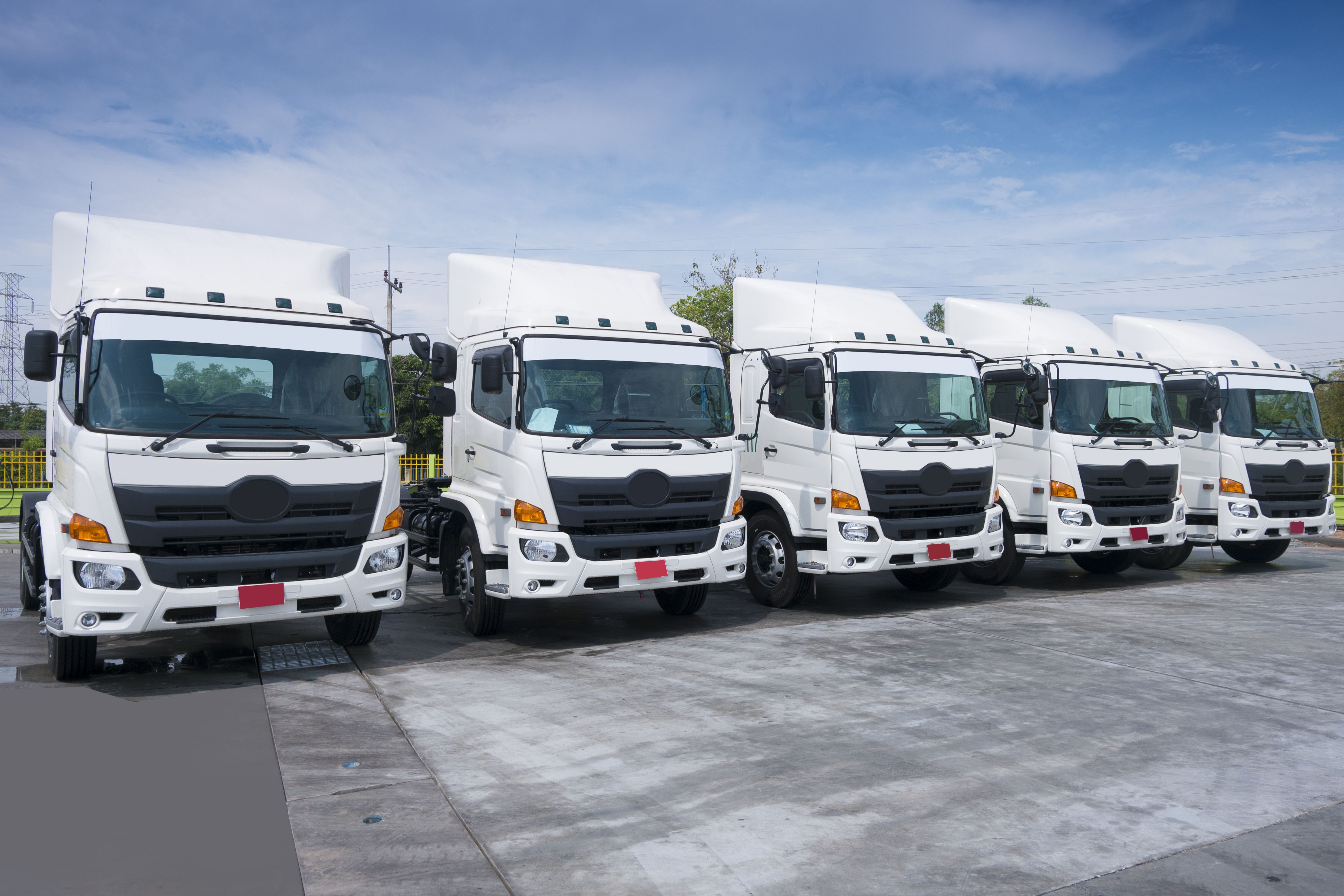 fleet tracking device used to manager fleet trucks